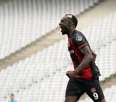 Gol Kralı Mbaye Diagne Diyarbakır’da