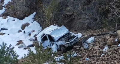 Gümüşhane’de otomobil 80 metrelik uçuruma yuvarlandı: 1 ölü