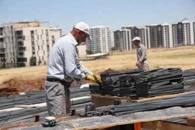 G&uuml;neşin Altında Zorlu M&uuml;cadele