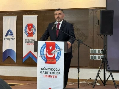 Güneydoğu Gazeteciler Cemiyeti’nden Ümit Özdal Anısına Anlamlı Ödül Töreni