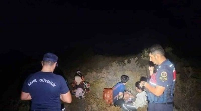 G&uuml;nl&uuml;kl&uuml; koyunda 3&rsquo;&uuml; &ccedil;ocuk 4 d&uuml;zensiz g&ouml;&ccedil;men yakalandı