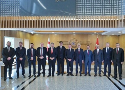 Gürcistan Altyapı Bakanı Sokhadze’den, Bakan Uraloğlu’na başsağlığı