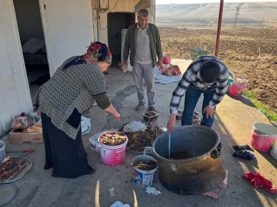 Diyarbakır&rsquo;ın vazge&ccedil;ilmezi: Kışlık kavurma&nbsp;&nbsp;