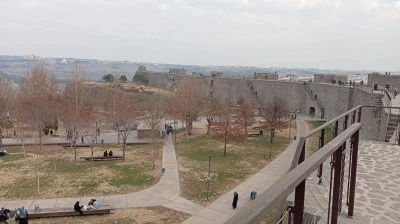 Diyarbakır&rsquo;da Asırlık Mektubun Hik&acirc;yesi Ziyaret&ccedil;ileri B&uuml;y&uuml;l&uuml;yor