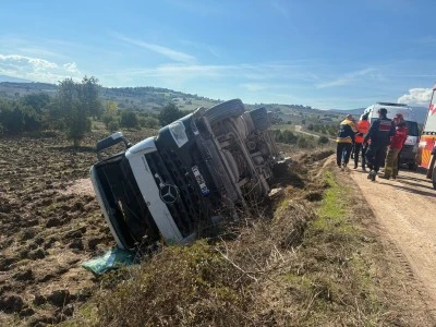 Balıkesir Susurluk'ta TIR Devrildi