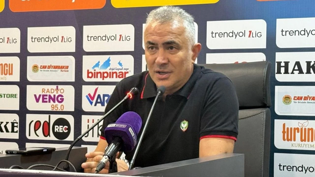 Amedspor Hocası Altıparmak'tan Flâş Şampiyonluk İtirafı: &quot;Biz Şampiyon Gibi Oynuyoruz!&quot;