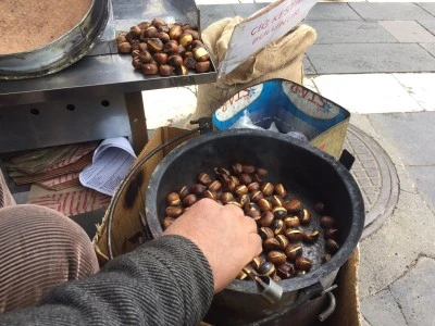Diyarbakır’da kestane kebap tezgâhları yeniden sokaklarda