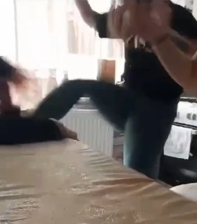 Diyarbakır’da Kadının kadına Şiddeti Kamerada