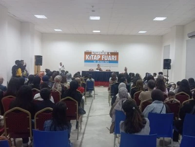 Diyarbakır Kitap Fuarı’nda Dilek Bilgiç Esen rüzgârı