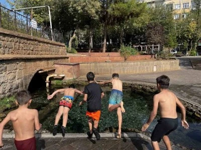 Diyarbakır'da Serinliğin Adresi&nbsp; Oldu