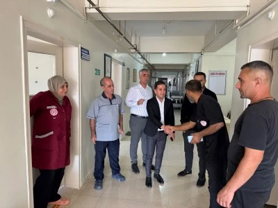 Hak-İş Diyarbakır İl Başkanı Mehmet Aküzüm, Sağlık Emekçileriyle Bir Araya Geldi