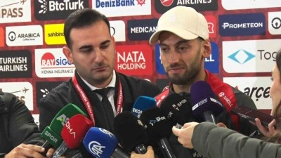 Hakan Çalhanoğlu: Kurtlar Vadisi müziği eşliğindeki tezahürat bizi etkiledi