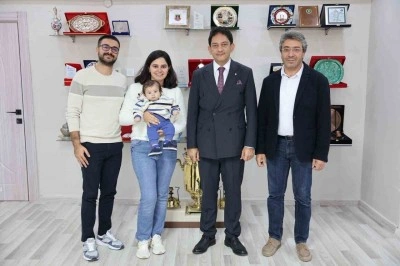 Hakan Oral’dan Teoman bebeğe destek