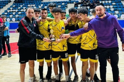 Hakkari’de futsal müsabakaları sona erdi