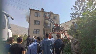 Şehir merkezinde çıkan yangın korkuttu