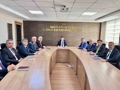 Hakkari’de okulların genel durumu masaya yatırıldı