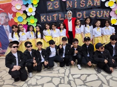 Hantepe Eğitim Şehitleri İlkokulu&rsquo;nda 23 Nisan Coşkusu