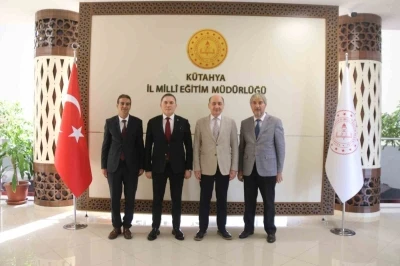 Hayat Boyu &Ouml;ğrenme Genel M&uuml;d&uuml;r Yardımcısı Mahmut Kurtaran K&uuml;tahya&rsquo;yı ziyaret etti