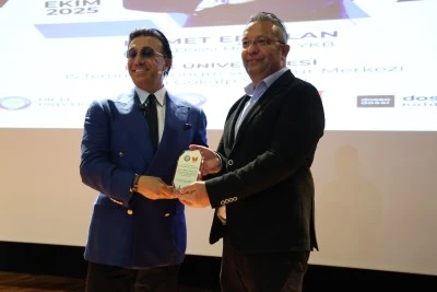 Hikmet Eraslan Dicle Üniversitesi’nde Gençlerle Buluştu