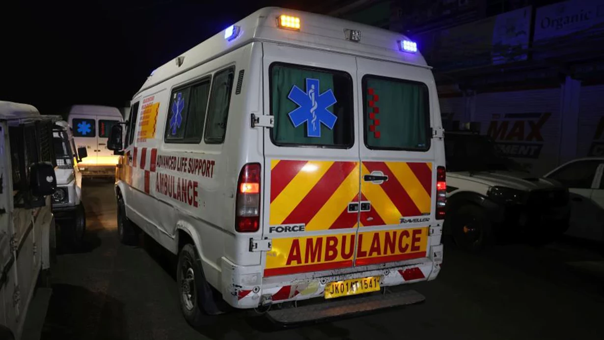 Hindistan'da karakolda patlama: Çok sayıda ölü ve yaralı var