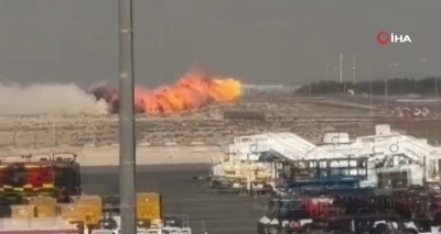 Hindistan'ın savaş u&ccedil;ağı Dubai'deki hava g&ouml;sterisinde d&uuml;şt&uuml;, pilot &ouml;ld&uuml;