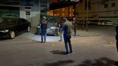 Husumetlileri, önce evini ve arabasını daha sonra dükkanını kurşunladı