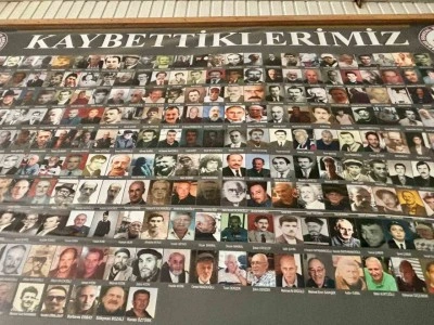 H&uuml;z&uuml;n ve hatıra yan yana