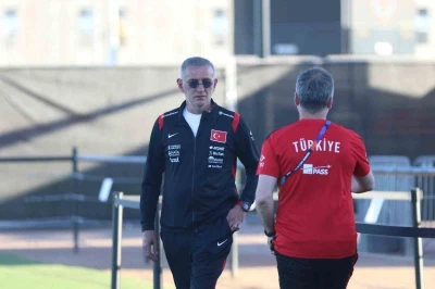 İbrahim Hacıosmanoğlu: Biz yolda y&uuml;r&uuml;d&uuml;klerimizi yolda bulduklarımızla asla değişmeyiz
