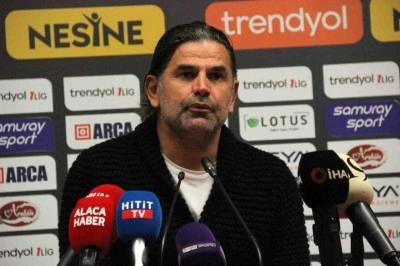 İbrahim &Uuml;z&uuml;lmez: "Biraz camia ve takım olarak kırılganlık yaşıyoruz"