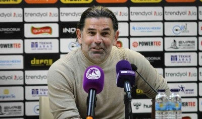 İbrahim &Uuml;z&uuml;lmez: "Bizim i&ccedil;in &ouml;nemli bir deplasman galibiyeti"