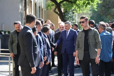 İ&ccedil;işleri Bakanı Mustafa &Ccedil;ift&ccedil;i Diyarbakır&rsquo;da: İlk durağı Valilik oldu