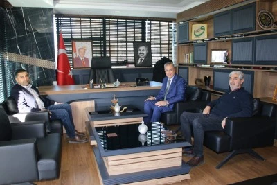 İl Sağlık M&uuml;d&uuml;r&uuml; Asilt&uuml;rk&rsquo;ten Olay Gazetesi&rsquo;ne Ziyaret