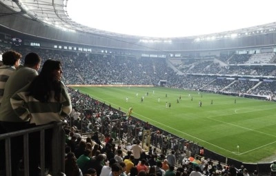 İlk ma&ccedil;a giden &ccedil;ocuklar yerinde duramadı