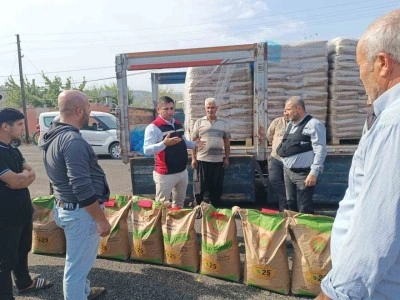 İmamoğlu&rsquo;nda yangından etkilenen &uuml;reticilere buğday tohumu desteği