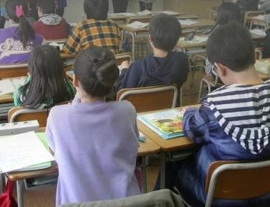 İngiltere, Japonya ve G&uuml;ney Kore&rsquo;de Tek Cinsiyetli Eğitim Tartışması