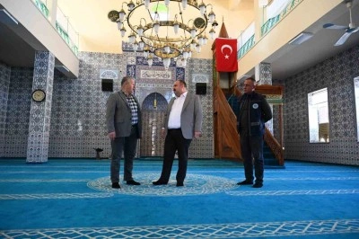 İn&ouml;n&uuml;&rsquo;deki İsmetpaşa Camii belediye ve hayırseverlerin desteğiyle yenilendi