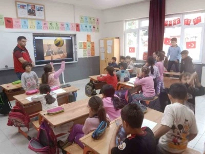 İsrafı önlemek için temelden eğitim veriliyor