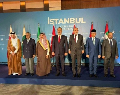 İstanbul&rsquo;daki kritik Gazze toplantısı başladı