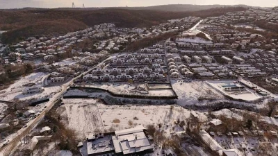 Mega kent yeni yıla karla uyandı