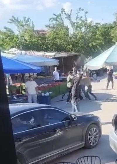 Pazarcılar arasında silahlı kavga