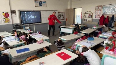 JAK&rsquo;tan &ouml;ğrencilere "Deprem farkındalık eğitimi"