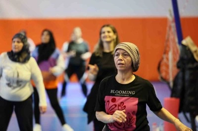 Kadınlar sporla hem sağlıklı hem mutlu