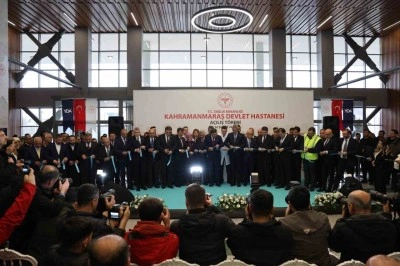 Kahramanmaraş’ta 400 yataklı Acil Durum Hastanesi açıldı