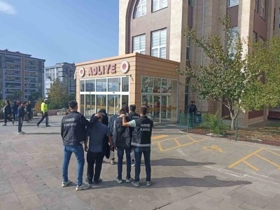 2 hükümlü yakalanıp cezaevine gönderildi