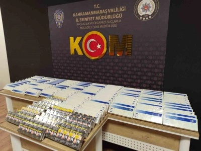 Kahramanmaraş&rsquo;ta ka&ccedil;ak t&uuml;t&uuml;n ve sigara operasyonu: 3 g&ouml;zaltı