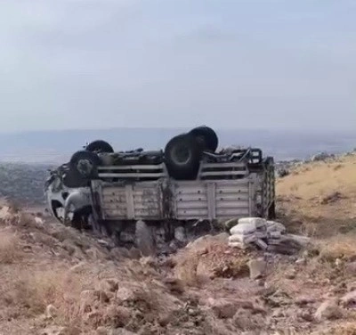 Kamyonet takla atarak ters d&ouml;nd&uuml;: 5 Yaralı