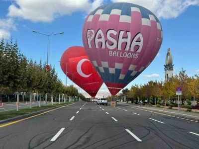 Kapadokya&rsquo;da &uuml;retilen sıcak hava balonları Cumhurbaşkanlığı k&uuml;lliyesinde