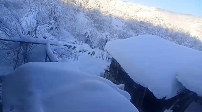 K&ouml;ylerde kar kalınlığı 1.5 metreyi aştı