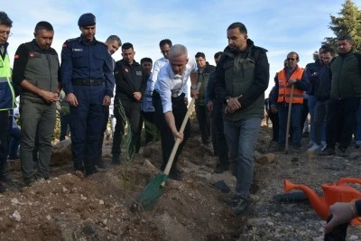 Karaman’da Öğretmenler Günü Anısına Hatıra Ormanı Oluşturuldu