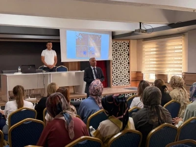 Karapınar&rsquo;da okul &ouml;ncesi &ouml;ğretmenlerine T&uuml;rkiye Y&uuml;zyılı Maarif Modeli semineri